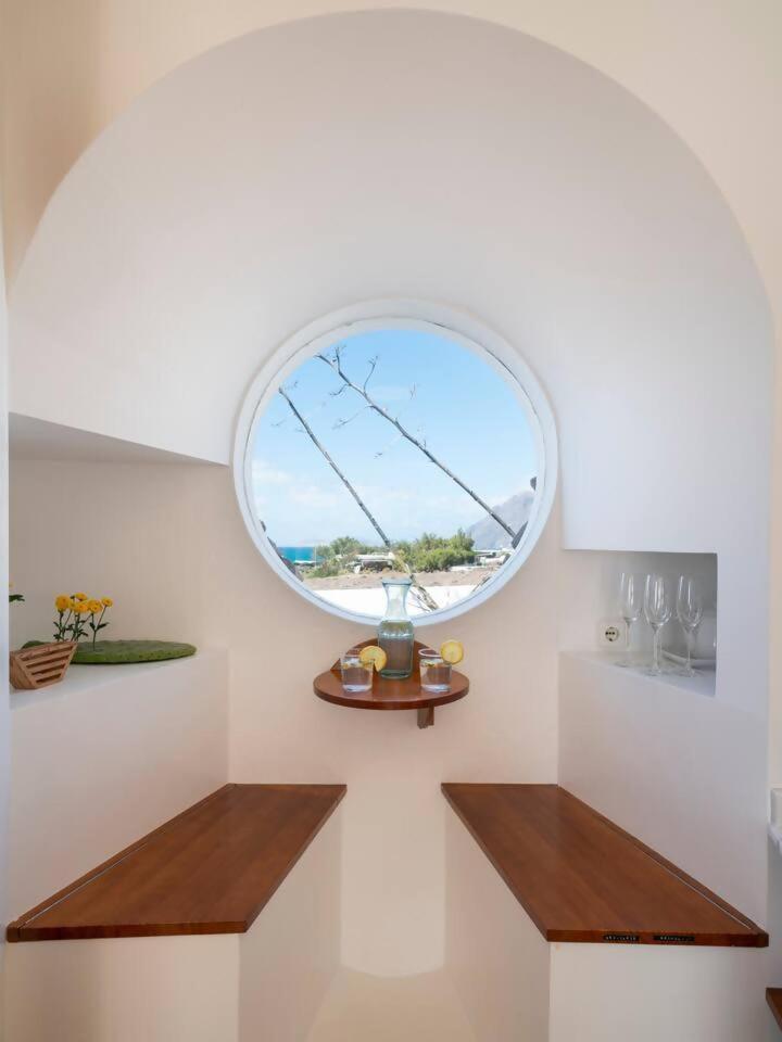 Lanzarote Famara Beach Bungalow Exterior photo